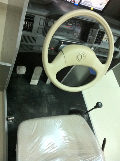 重庆驾校模拟器,驾校模拟器,重庆驾驶模拟器(图5) 汽车模拟器