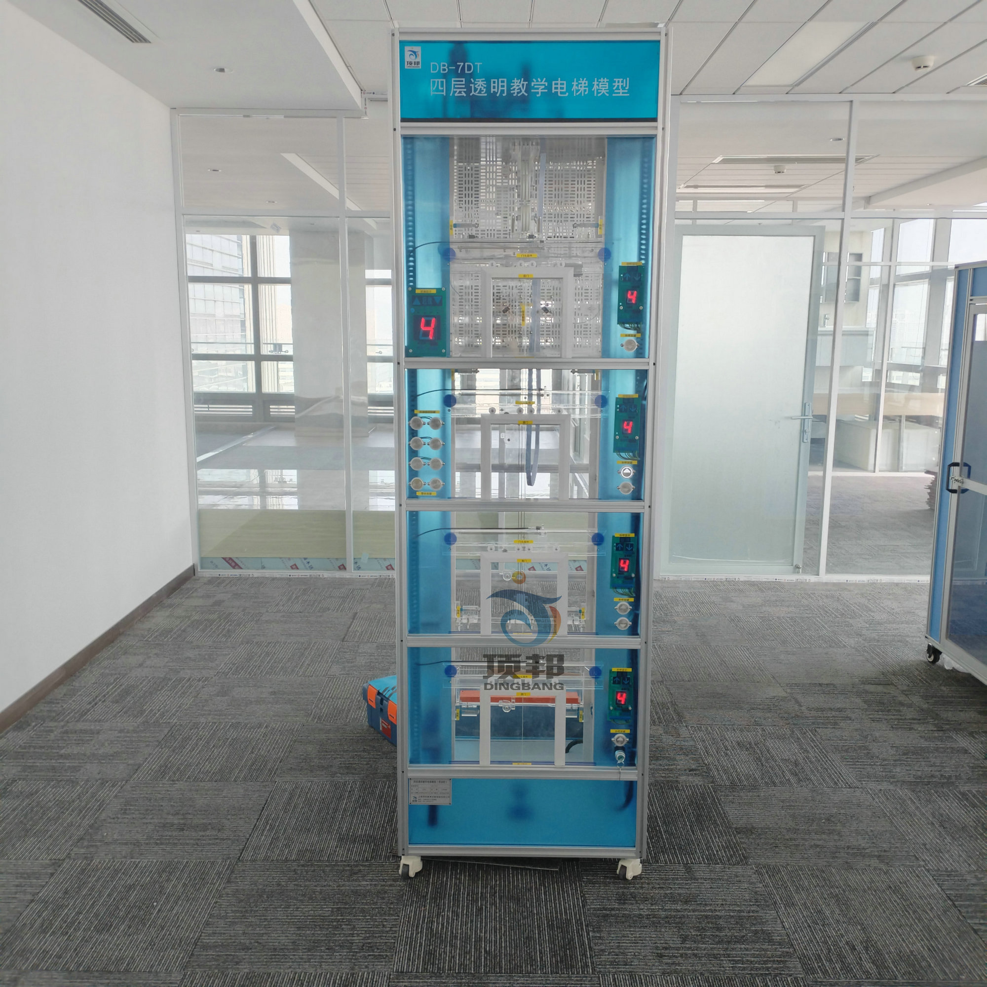 消防电梯模型